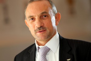 Jan Szynaka: "Z optymizmem, ale ostrożnie"