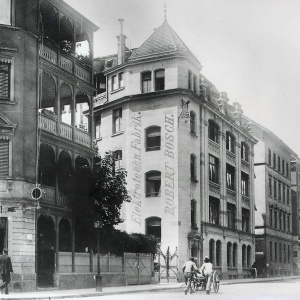 Fabryka Roberta Boscha w Stuttgarcie, w roku 1901. Fot. Serwis prasowy Bosch