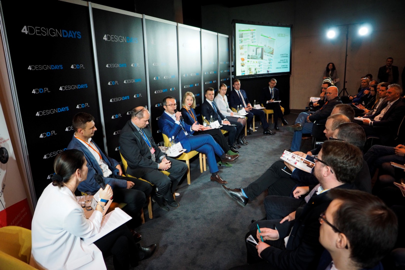 Sukces mierzony w kilogramach to nie koniec drogi - panel inaugurujący Forum Branży Meblowej. Fot. Grupa PTWP