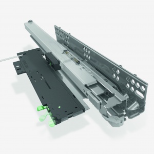 Mechanizm Tipmatic Soft Close zamontowany w prowadnicy Dynapro LQ. Fot. Würth Polska