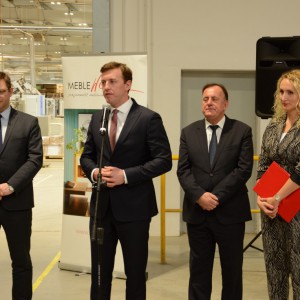 Spotkanie w Żuławskiej Fabryce Mebli. Fot. WMSSE