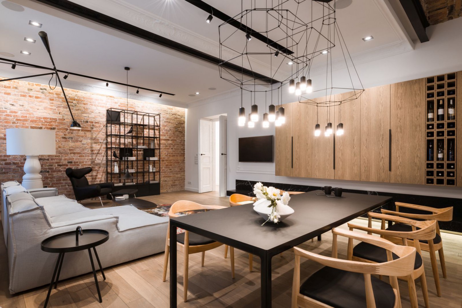 Realizacja Adriana Furniture. Fot. Hamish Cox