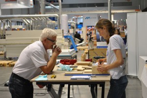 Podczas targów studenci wyprodukowali meble dla dzieci i seniorów