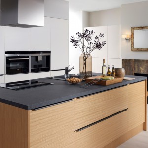 Kuchnia z serii Senso Kitchens. Fot. Black Red White