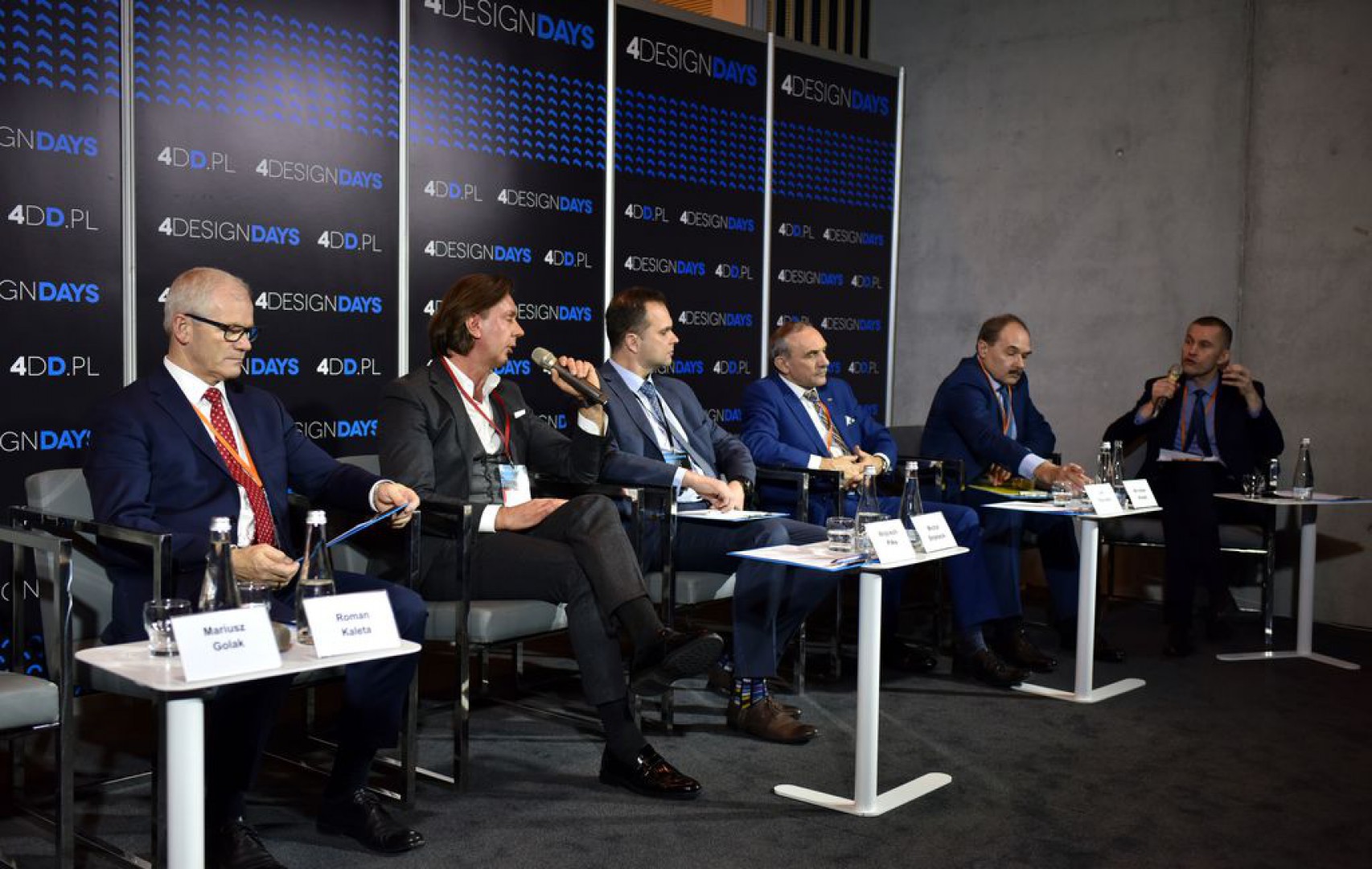 Panel o meblarskim rynku pracy: Pracownik pilnie poszukiwany. Czy w dobie kurczącego się rynku pracy automatyzacja pozwoli produkować więcej za mniej? (Forum Branży Meblowej). Fot. PTWP