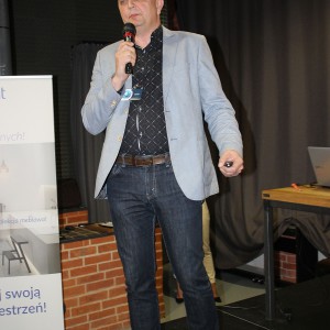 Radosław Pietrak, reprezentujący firmę Rejs