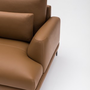 Sofa Classic - Krystian Kowalski dla Comforty. Fot. Ernest WIńczyk 