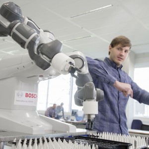 Bosch inwestuje w rozwój sztucznej inteligencji m.in. w przemyśle. Fot. Bosch