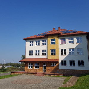 Szkoła w Rymanowie, która znalazła się z gronie zwycięzców konkursu „Najlepsza szkoła pod słońcem”. Fot. IKEA