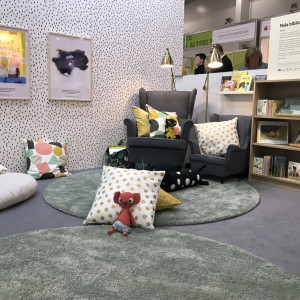 Maa biblioteka. na targach książki w Krakowie. Fot. IKEA