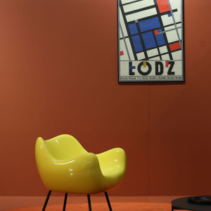 Fotel RM 58 marki Vzór. Projekt: Roman Modzelewski. Fot. Vzór