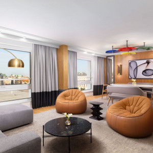 Apartament Opera (salon). Projekt: Didier Gomez. Fot. Sofitel Warsaw Victoria