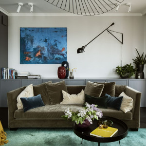 Projekt wnętrza Katarzyna Arsenowicz - sofa Comforty, fotele Sits
