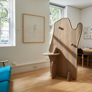 Valet_Max Lamb_Maria Balshaw (Tate)_red oak_AHEC_(Petr Krejci) 